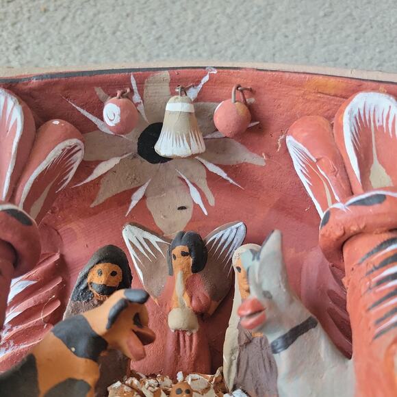 Vintage Mexican Red Clay Pottery Nativity Manger Animal Scene Hand Painted - Picture 7 of 8